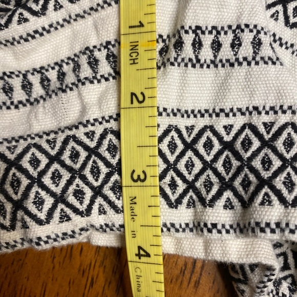 Ann Taylor loft, The Riviera shorts. Size 10 - Picture 12 of 15